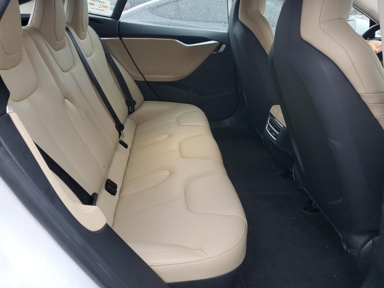 2015 Tesla Model S VIN: 5YJSA1E21FF105713 Lot: 93249945