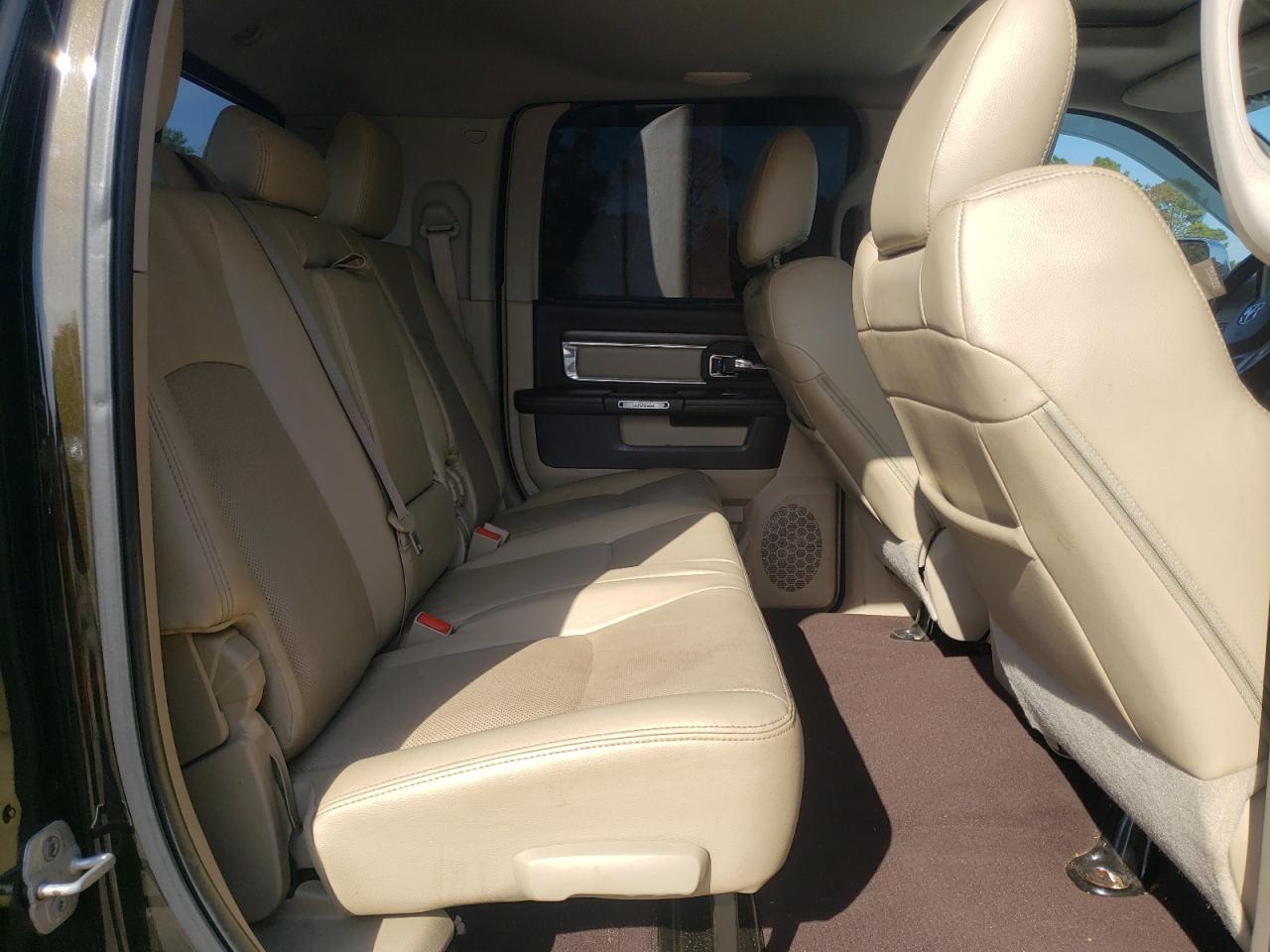 2014 Ram 2500 Laramie VIN: 3C6UR5NL6EG122556 Lot: 92476485