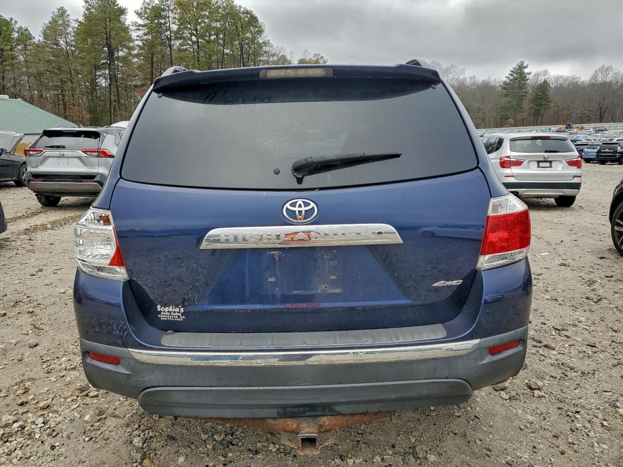 2011 Toyota Highlander Base VIN: 5TDBK3EH3BS055772 Lot: 94340505