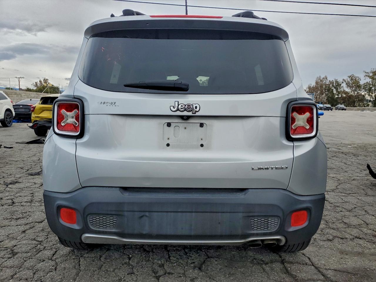 2015 Jeep Renegade Limited VIN: ZACCJADT5FPB29455 Lot: 93977505