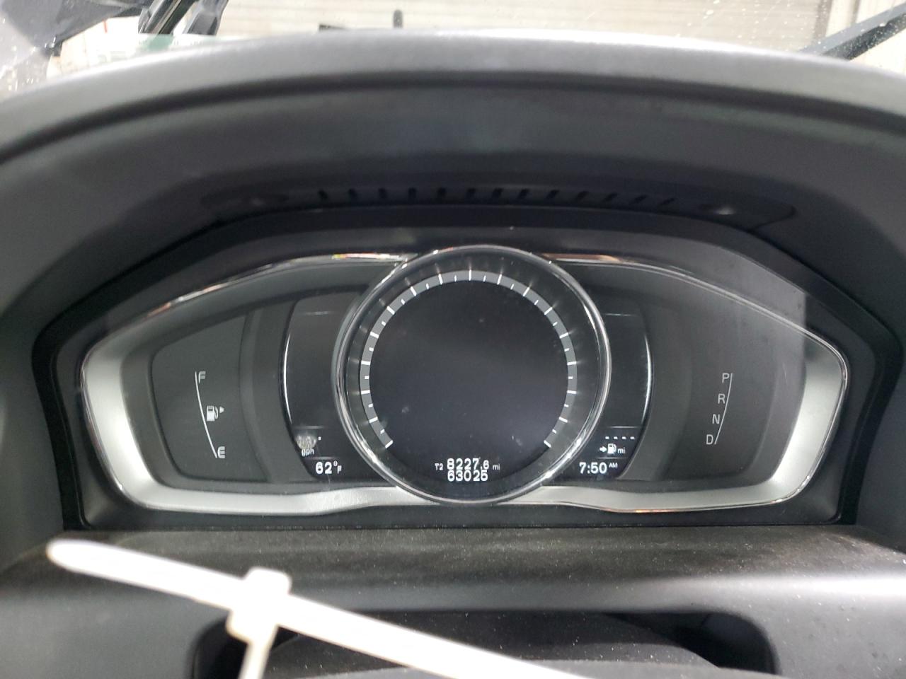 2017 Volvo Xc60 T5 Dynamic VIN: YV440MRRXH2032655 Lot: 93322355