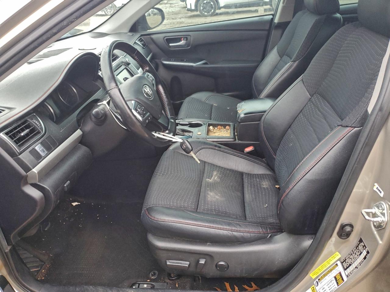 2015 Toyota Camry Le VIN: 4T1BF1FK5FU955623 Lot: 94242855