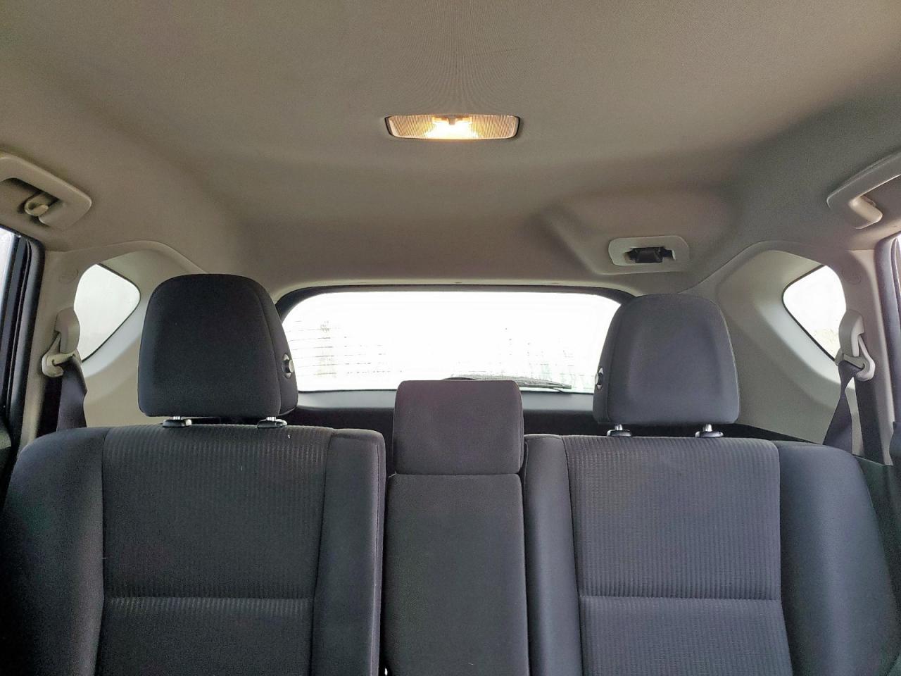 2018 Toyota Rav4 Le VIN: JTMZFREV2JJ211131 Lot: 93195585