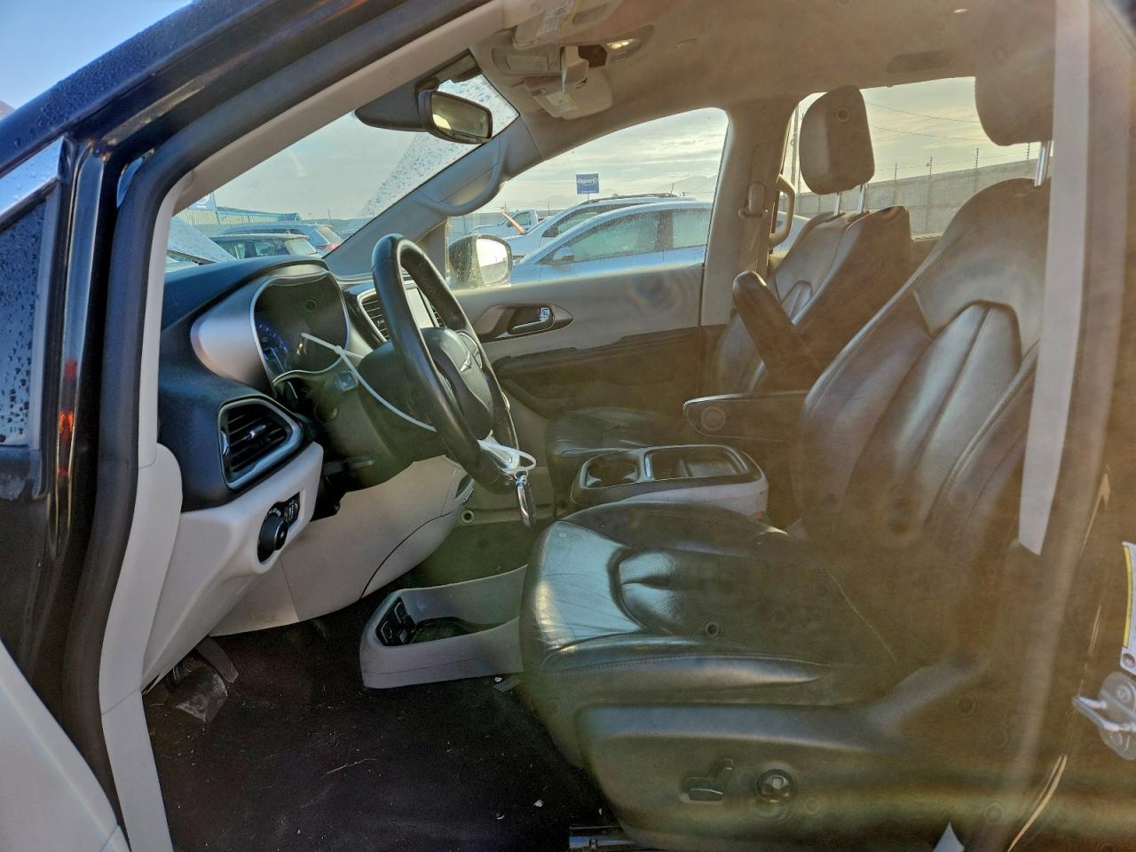 2020 Chrysler Pacifica Touring L VIN: 2C4RC1BG5LR124998 Lot: 93860455