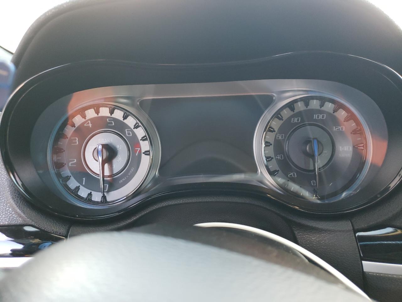 2019 Chrysler 300 S VIN: 2C3CCABG2KH654070 Lot: 91769795