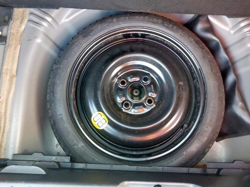 2009 TOYOTA YARIS TR