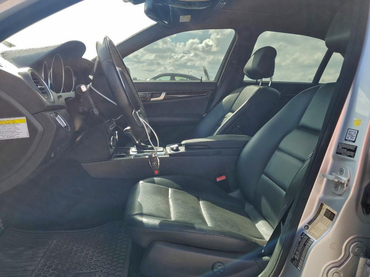 2013 Mercedes-Benz C 250 VIN: WDDGF4HB2DA852642 Lot: 94048915