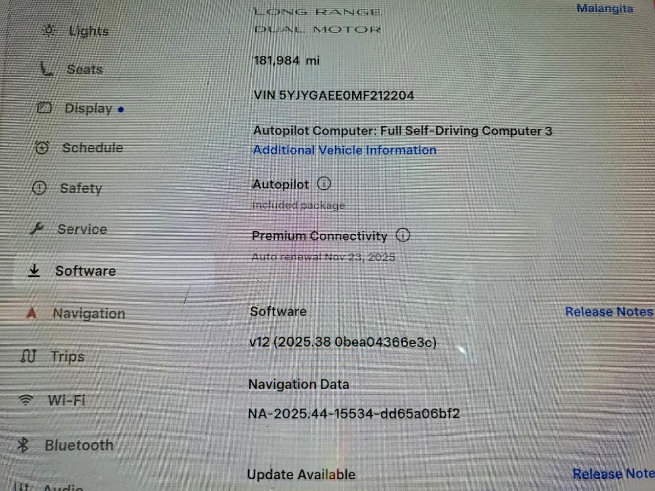 2021 Tesla Model Y VIN: 5YJYGAEE0MF212204 Lot: 93850295