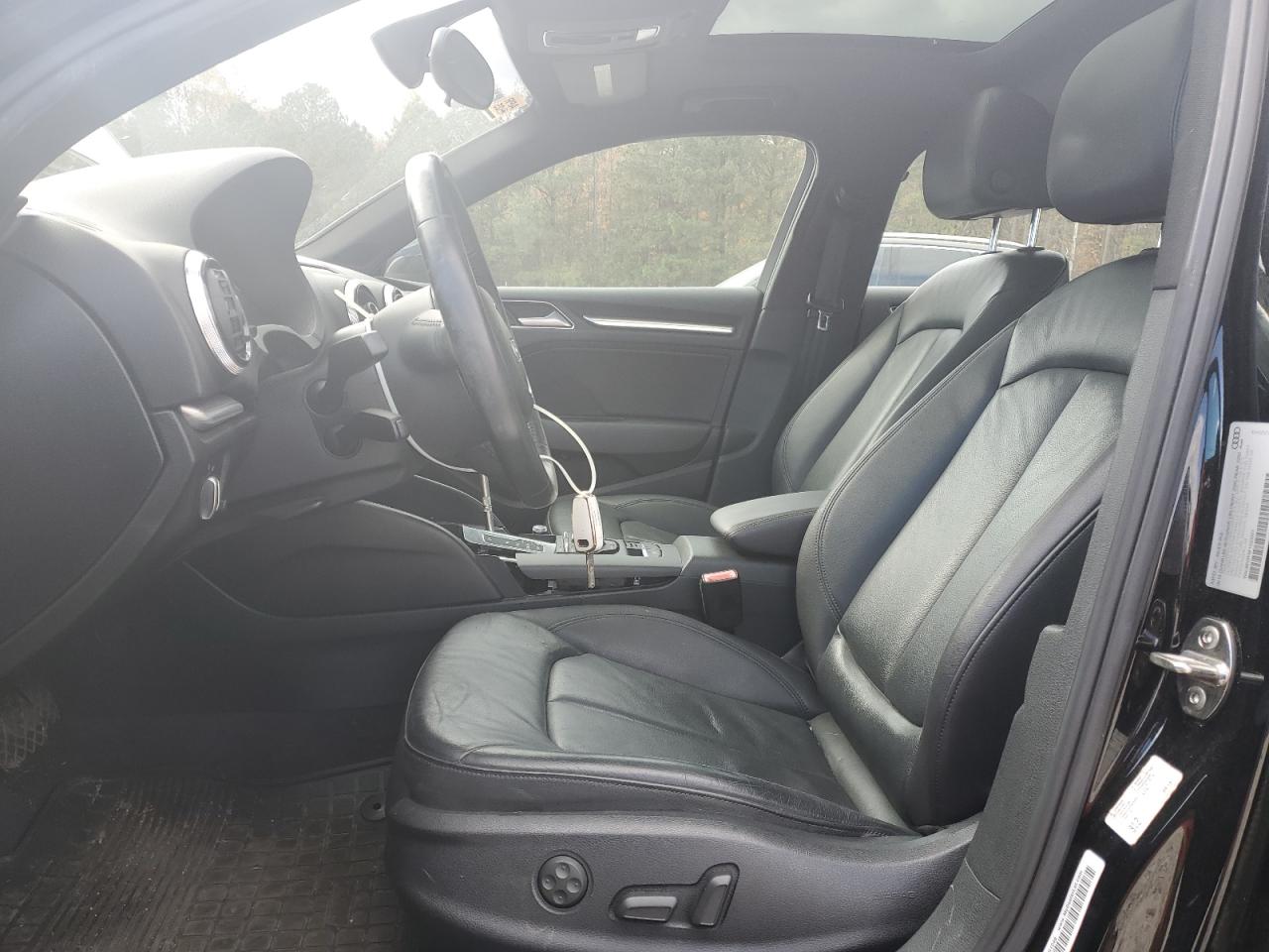 2015 Audi A3 Premium VIN: WAUBFGFF6F1033001 Lot: 91931895