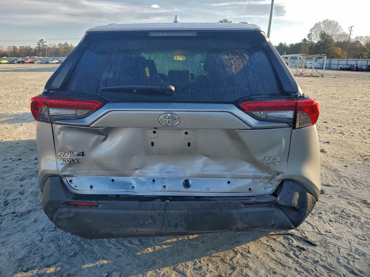 2020 Toyota Rav4 Xle Premium VIN: 2T3A1RFV0LC070365 Lot: 94059705