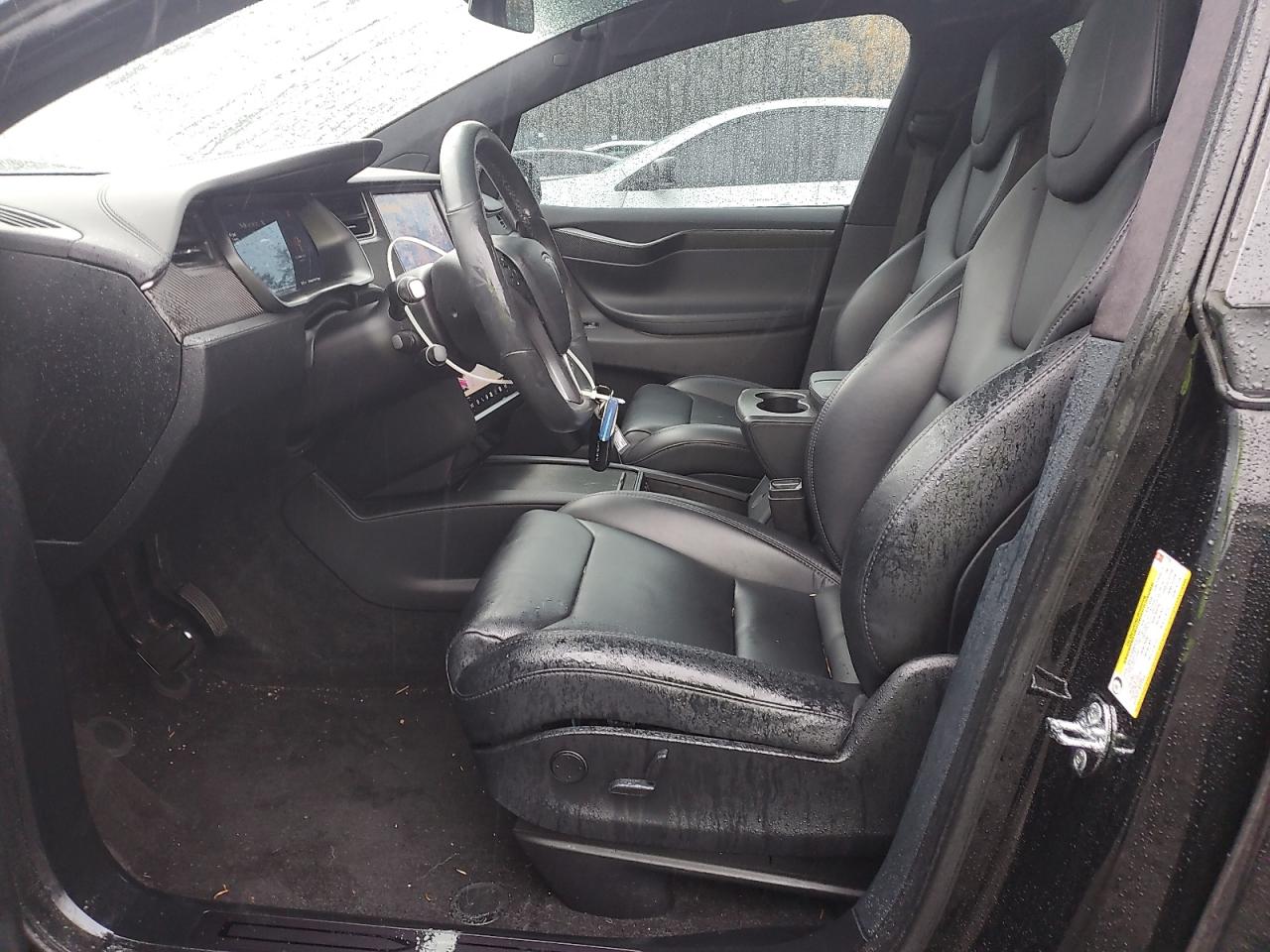 2019 Tesla Model X VIN: 5YJXCBE21KF197230 Lot: 92727875