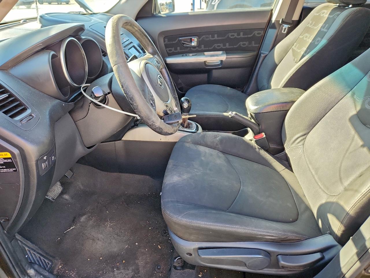 2012 Kia Soul + VIN: KNDJT2A62C7385289 Lot: 94316545