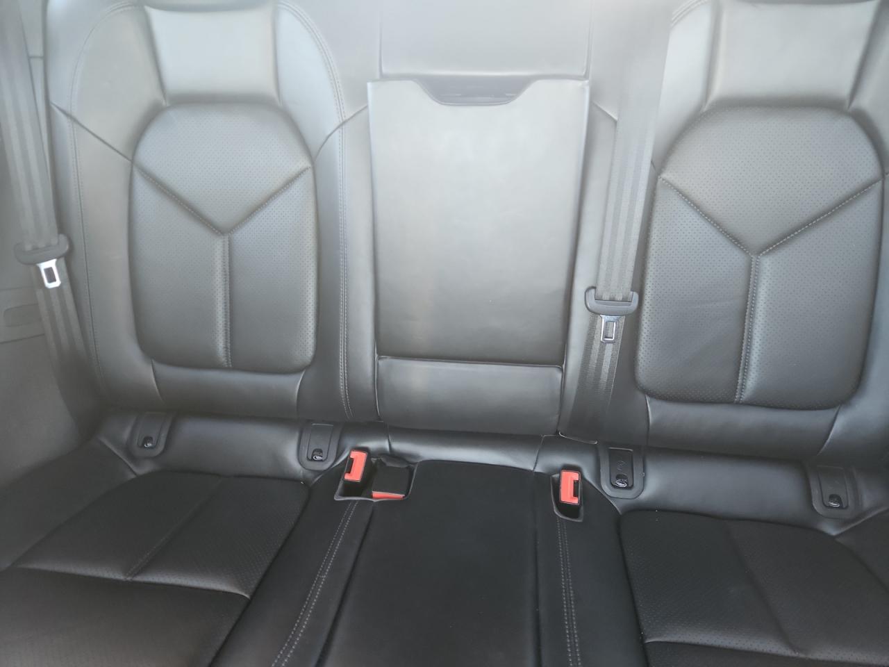 2018 Porsche Macan VIN: WP1AA2A53JLB02981 Lot: 90021205