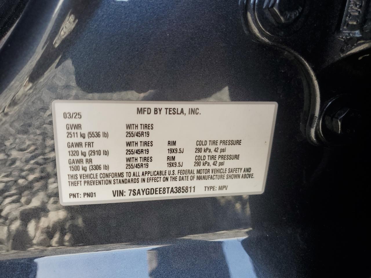 2026 Tesla Model Y VIN: 7SAYGDEE8TA385811 Lot: 91408805