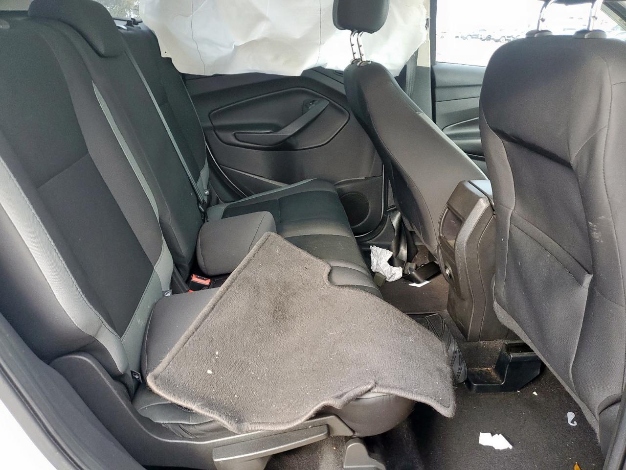 2016 Ford Escape S VIN: 1FMCU0F78GUB17927 Lot: 93667055