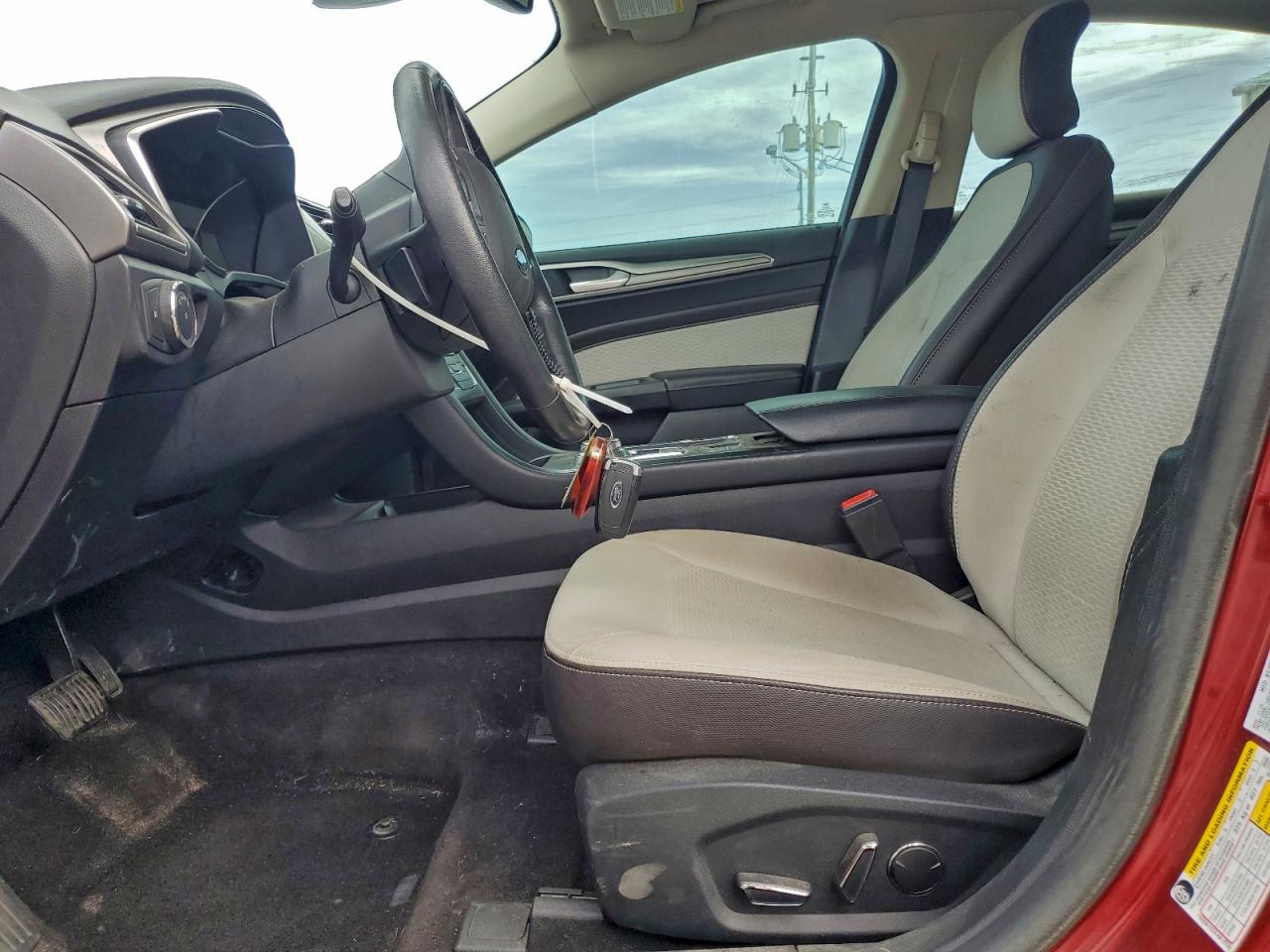 2019 Ford Fusion Se VIN: 3FA6P0HD7KR130413 Lot: 93839375