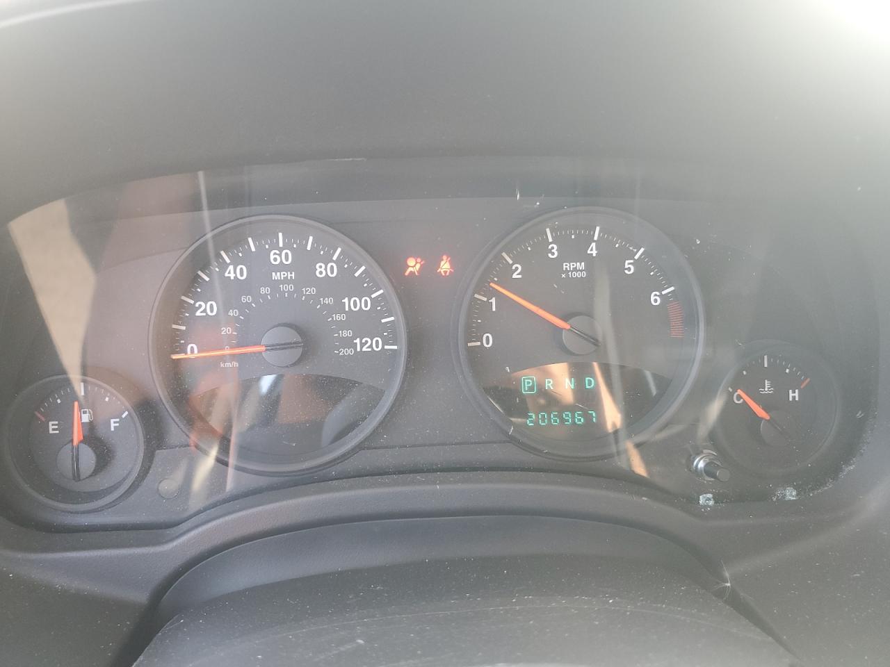 2011 Jeep Compass Sport VIN: 1J4NT1FB5BD192243 Lot: 93526805