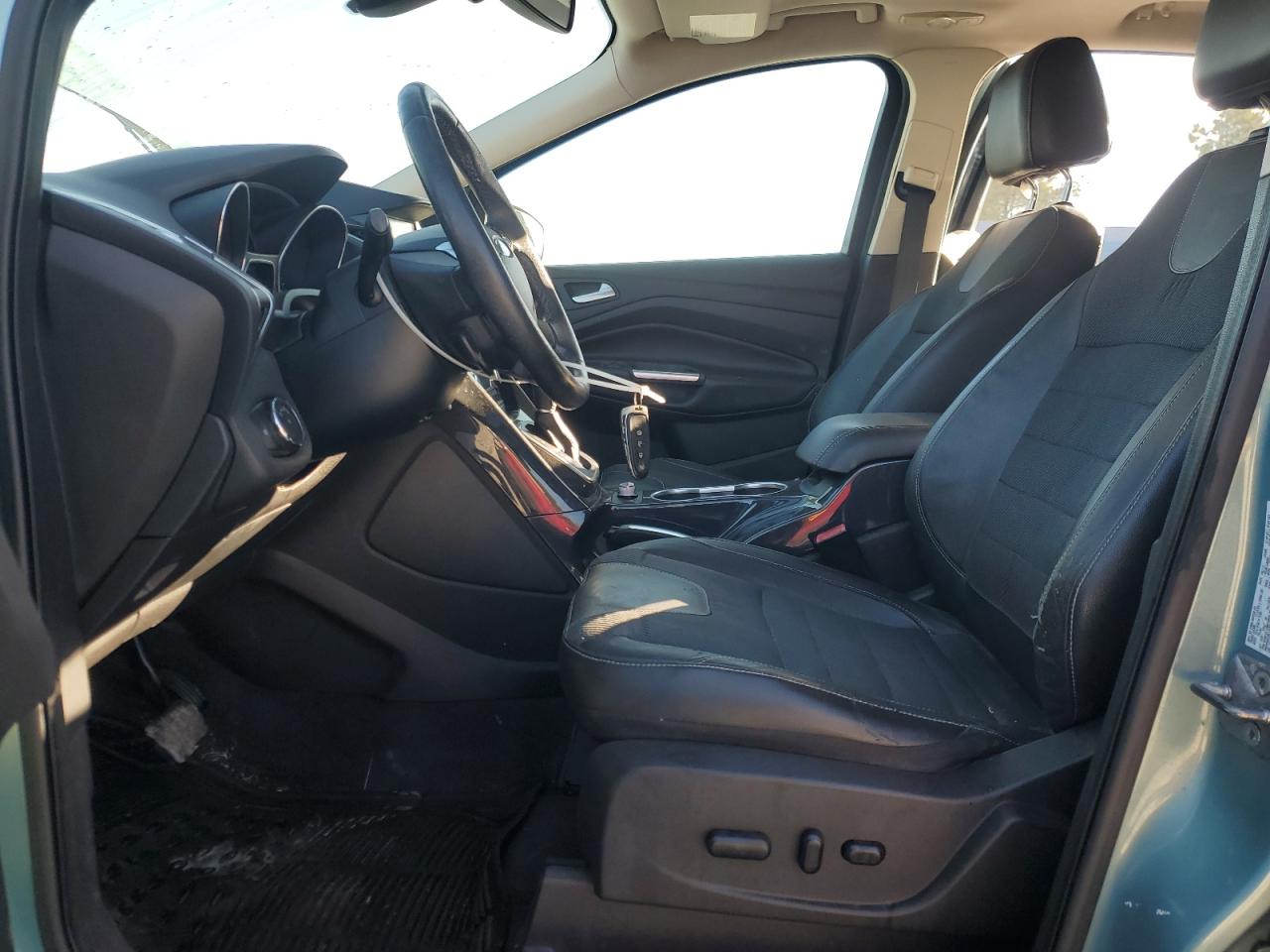 2013 Ford Escape Titanium VIN: 1FMCU0J96DUA78128 Lot: 92289455