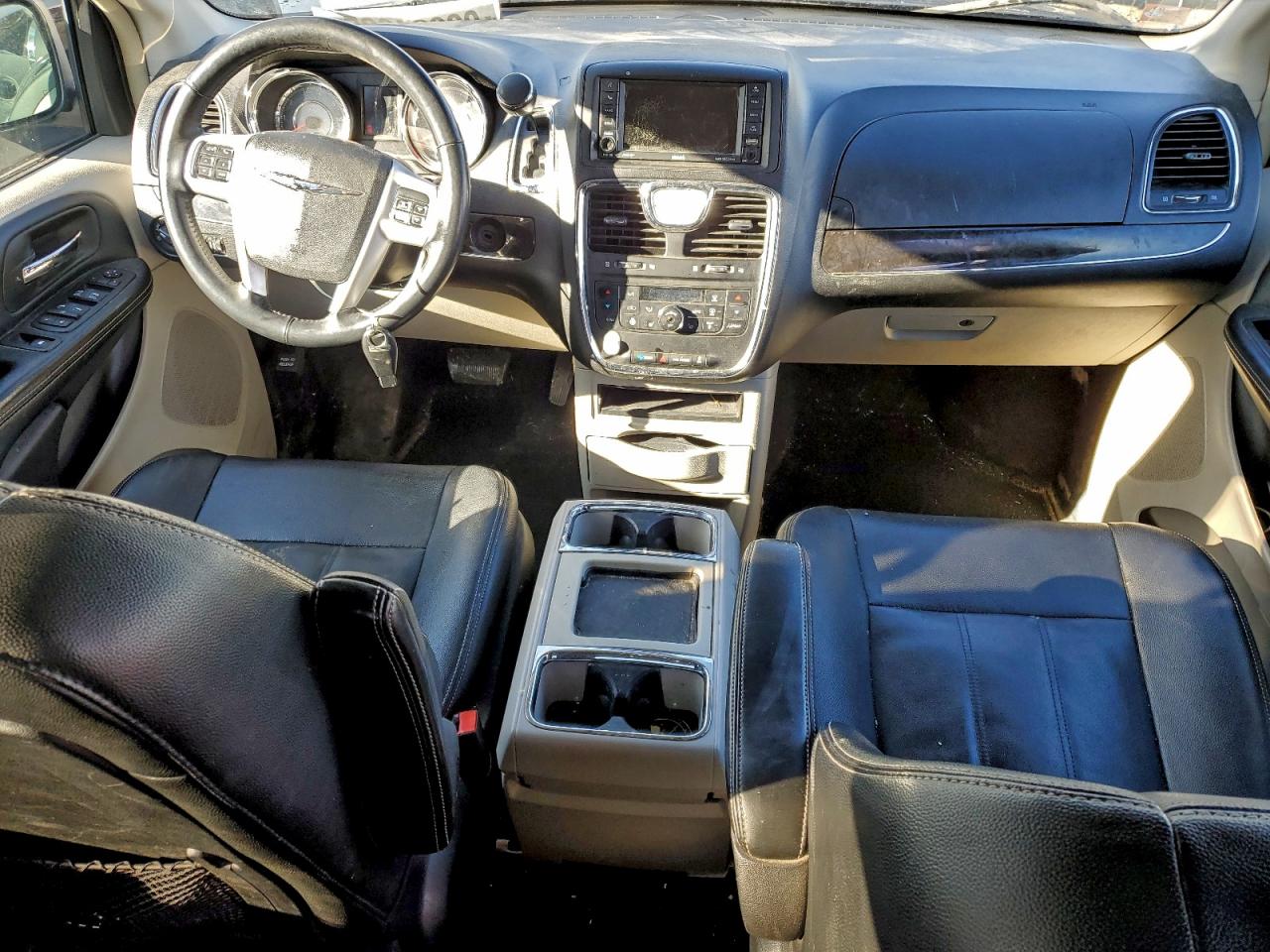 2016 Chrysler Town & Country Touring VIN: 2C4RC1BG0GR149667 Lot: 93824625