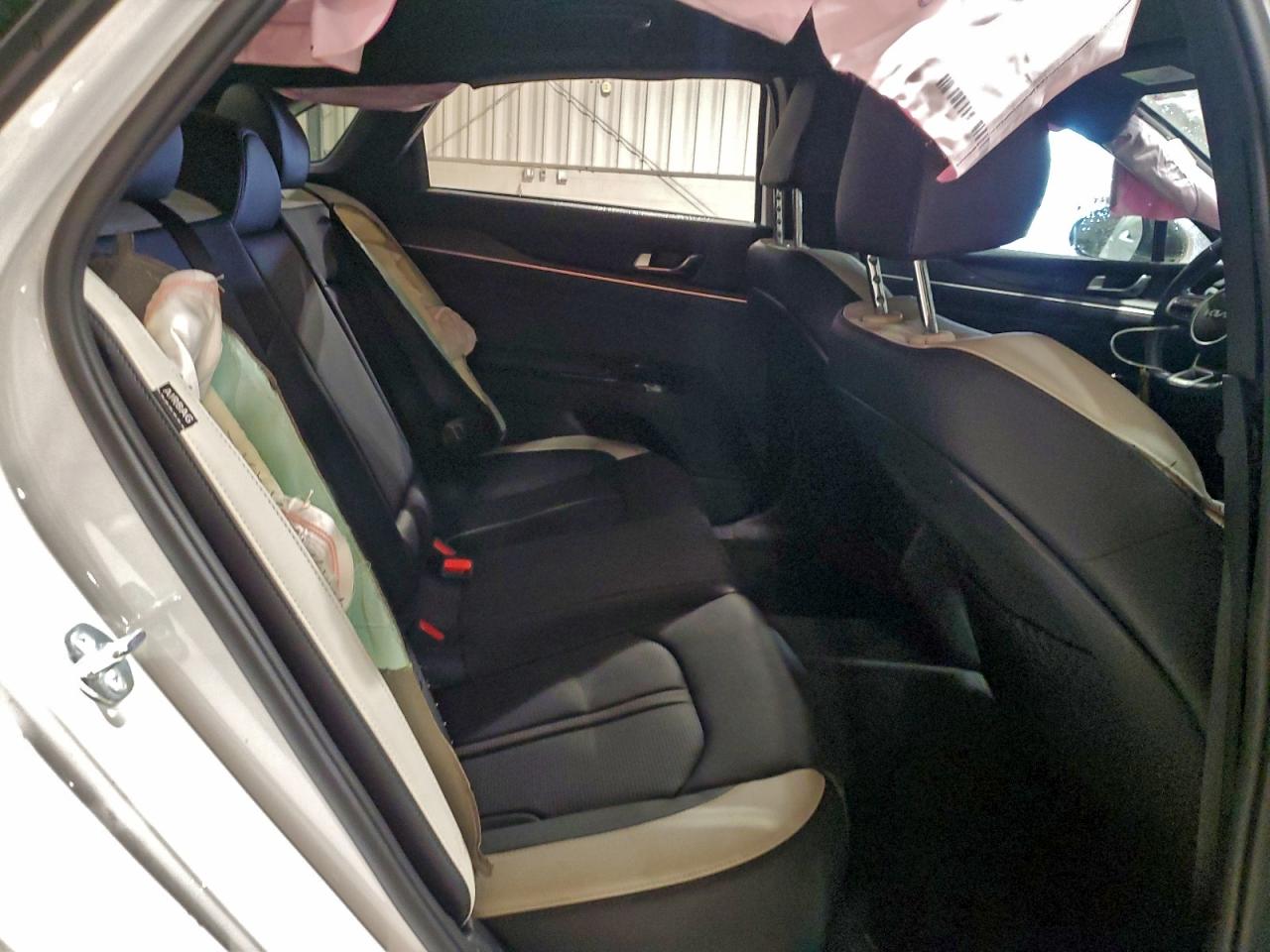 2025 Kia K5 Gt Line VIN: KNAG64J75S5330218 Lot: 93829325