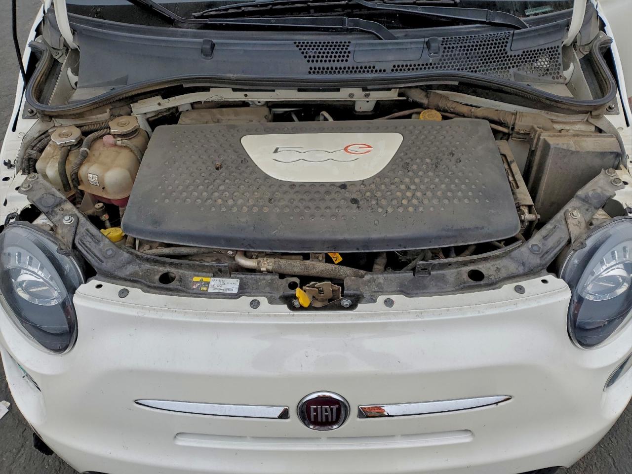 2017 Fiat 500 Electric VIN: 3C3CFFGE9HT611695 Lot: 93754345