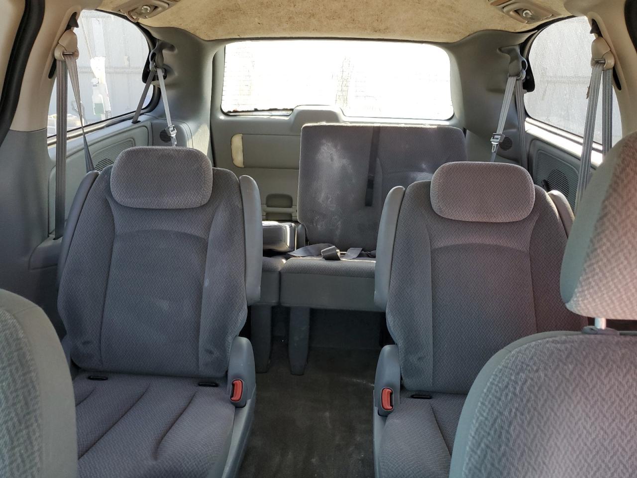 2005 Chrysler Town & Country Touring VIN: 2C4GP54L75R319744 Lot: 92461865