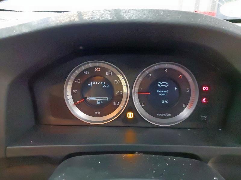 2012 VOLVO V60 SE LUX D5 