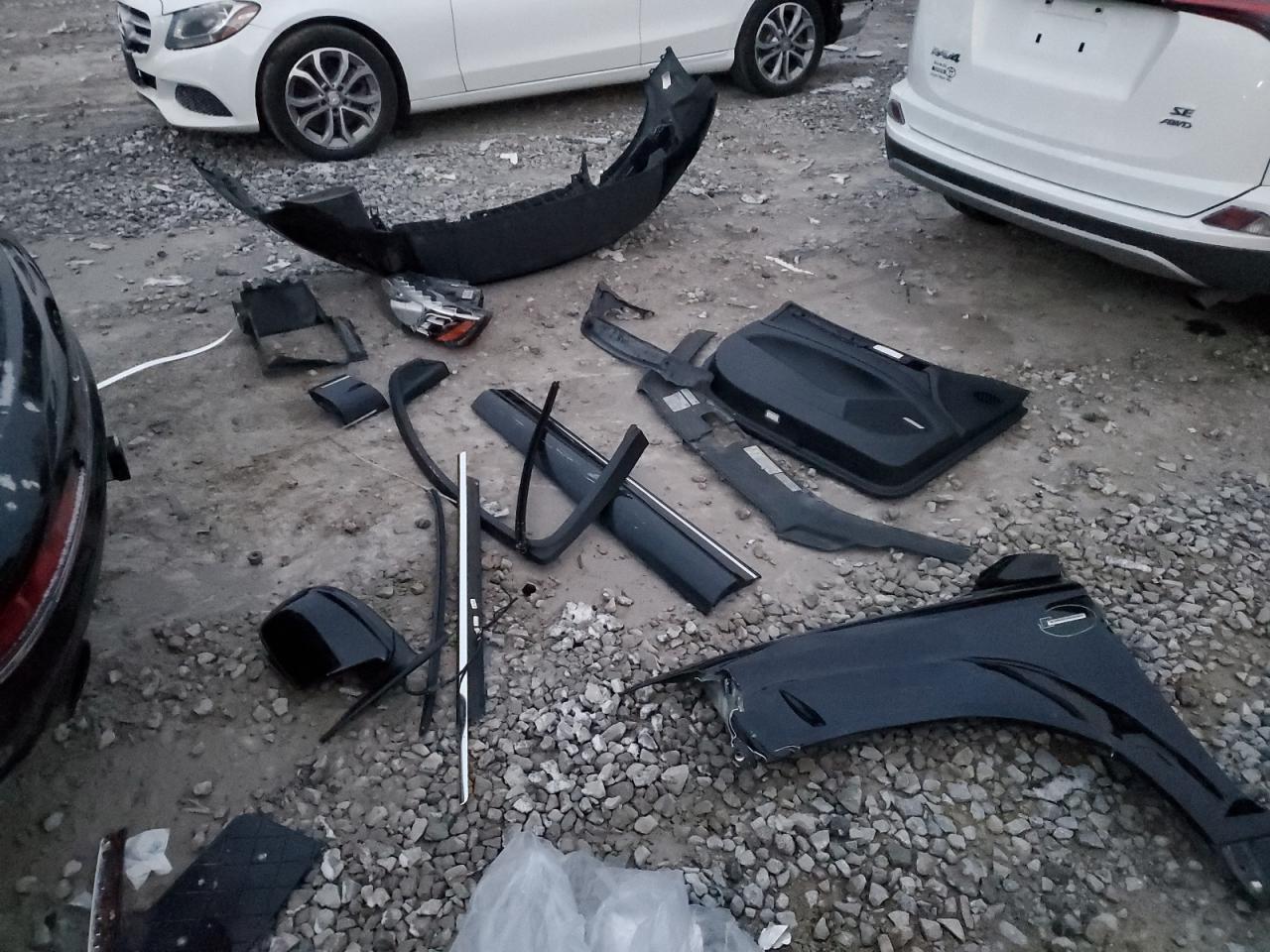 2015 Audi Q7 Premium Plus VIN: WA1LGAFE3FD003052 Lot: 91914555