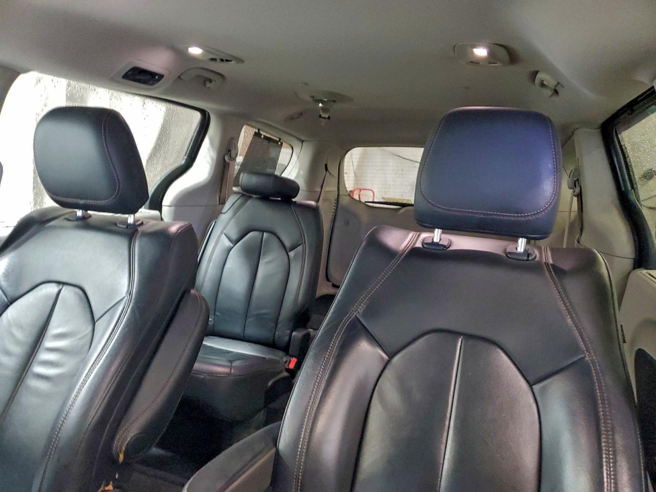 2017 Chrysler Pacifica Touring L VIN: 2C4RC1BG0HR820627 Lot: 93116355