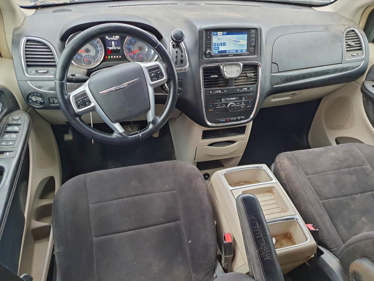 2011 Chrysler Town & Country Touring VIN: 2A4RR5DG2BR703121 Lot: 93837235