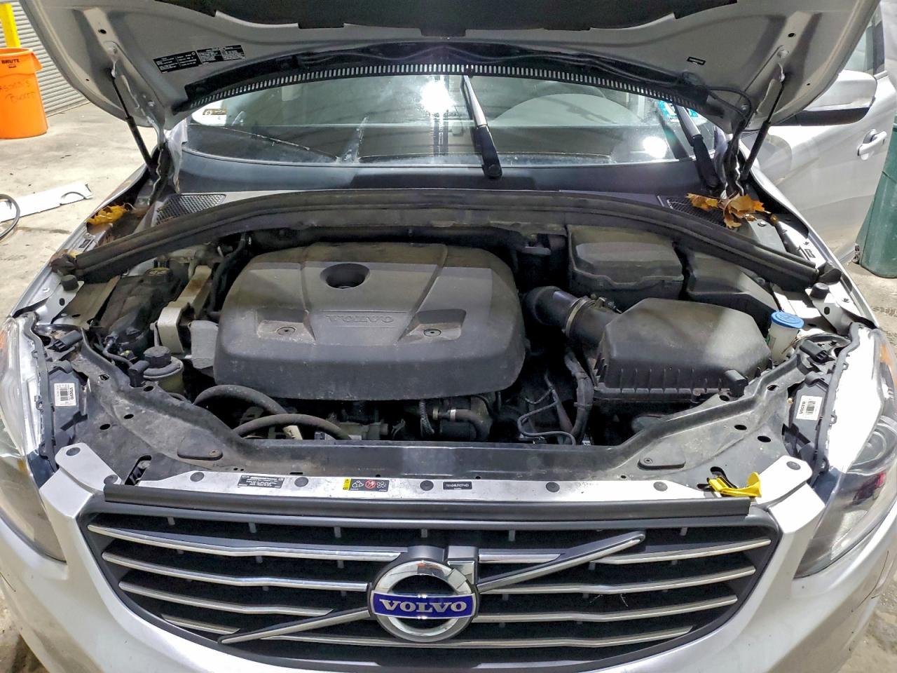 2017 Volvo Xc60 T5 Inscription VIN: YV440MRU7H2174403 Lot: 93950355