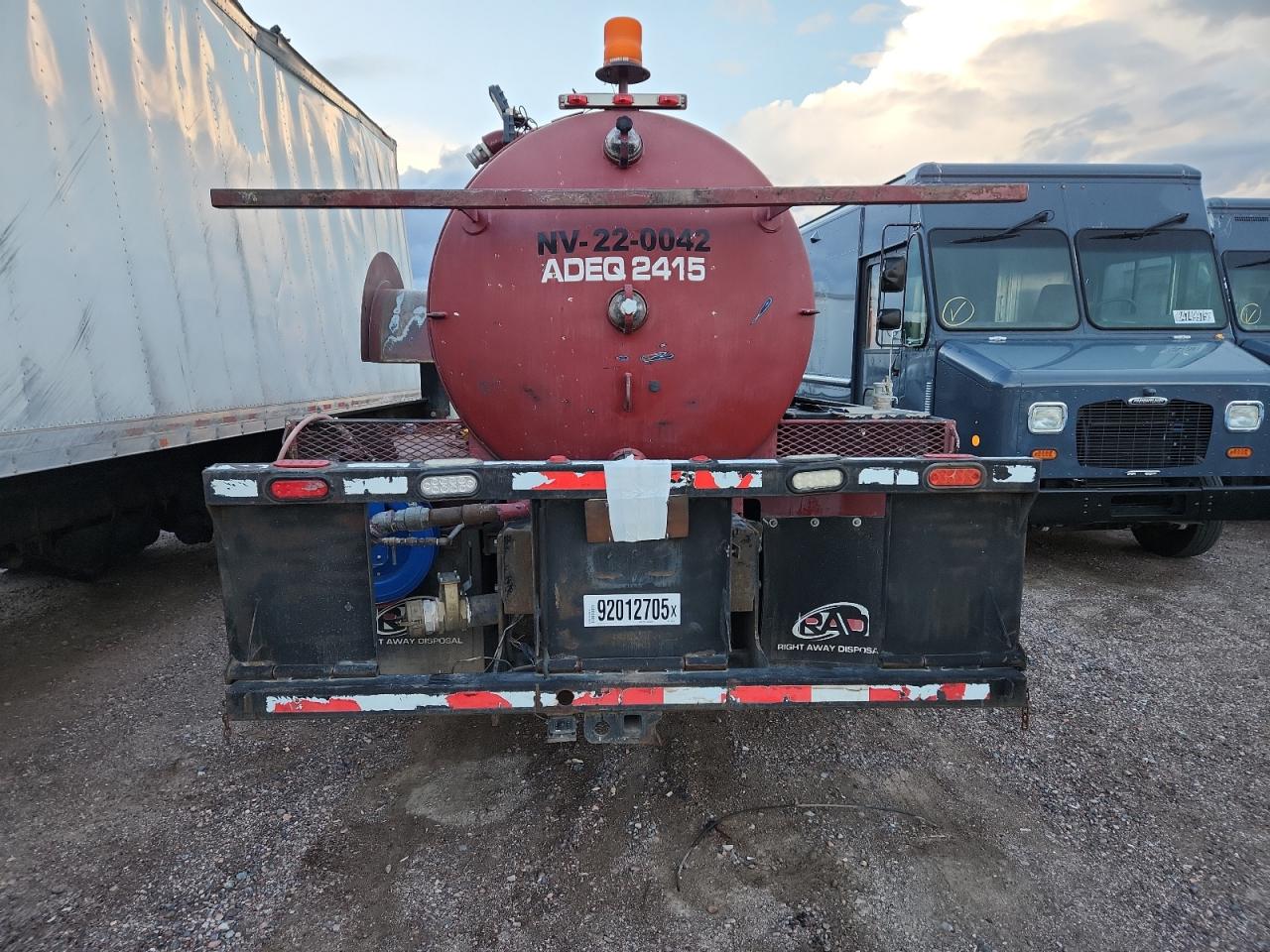 2005 Ford F750 Super Duty VIN: 3FRWF75E55V202324 Lot: 92012705