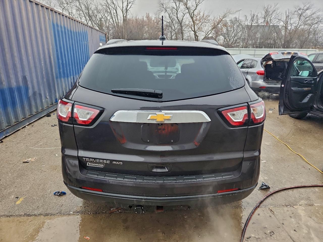 2017 Chevrolet Traverse Ls VIN: 1GNKVFKD6HJ243905 Lot: 93646535