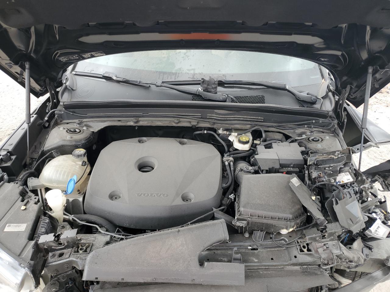 2019 Volvo Xc40 T5 Momentum VIN: YV4162UK2K2155020 Lot: 91381845