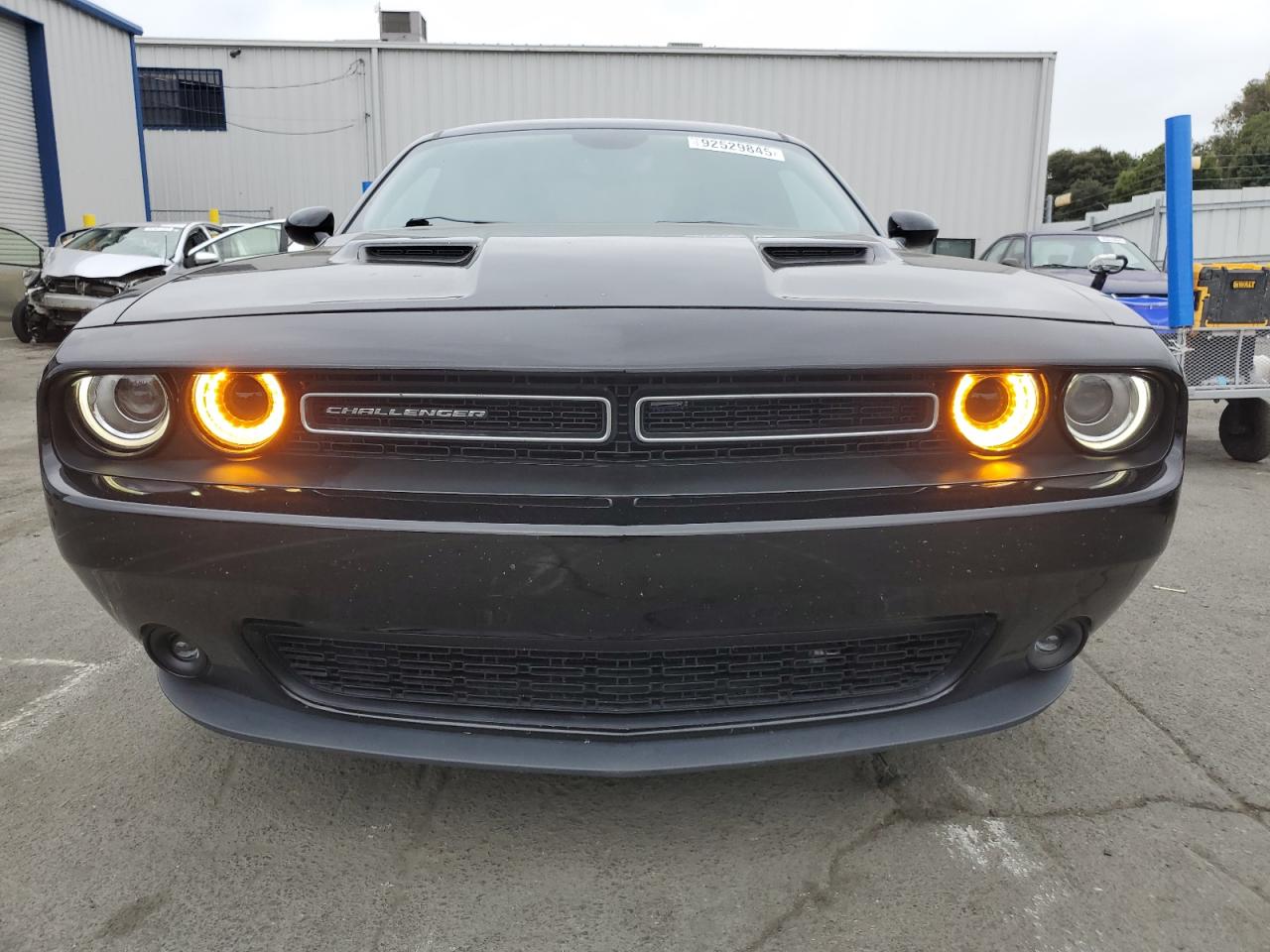 2015 Dodge Challenger Sxt VIN: 2C3CDZAG3FH839201 Lot: 92529845