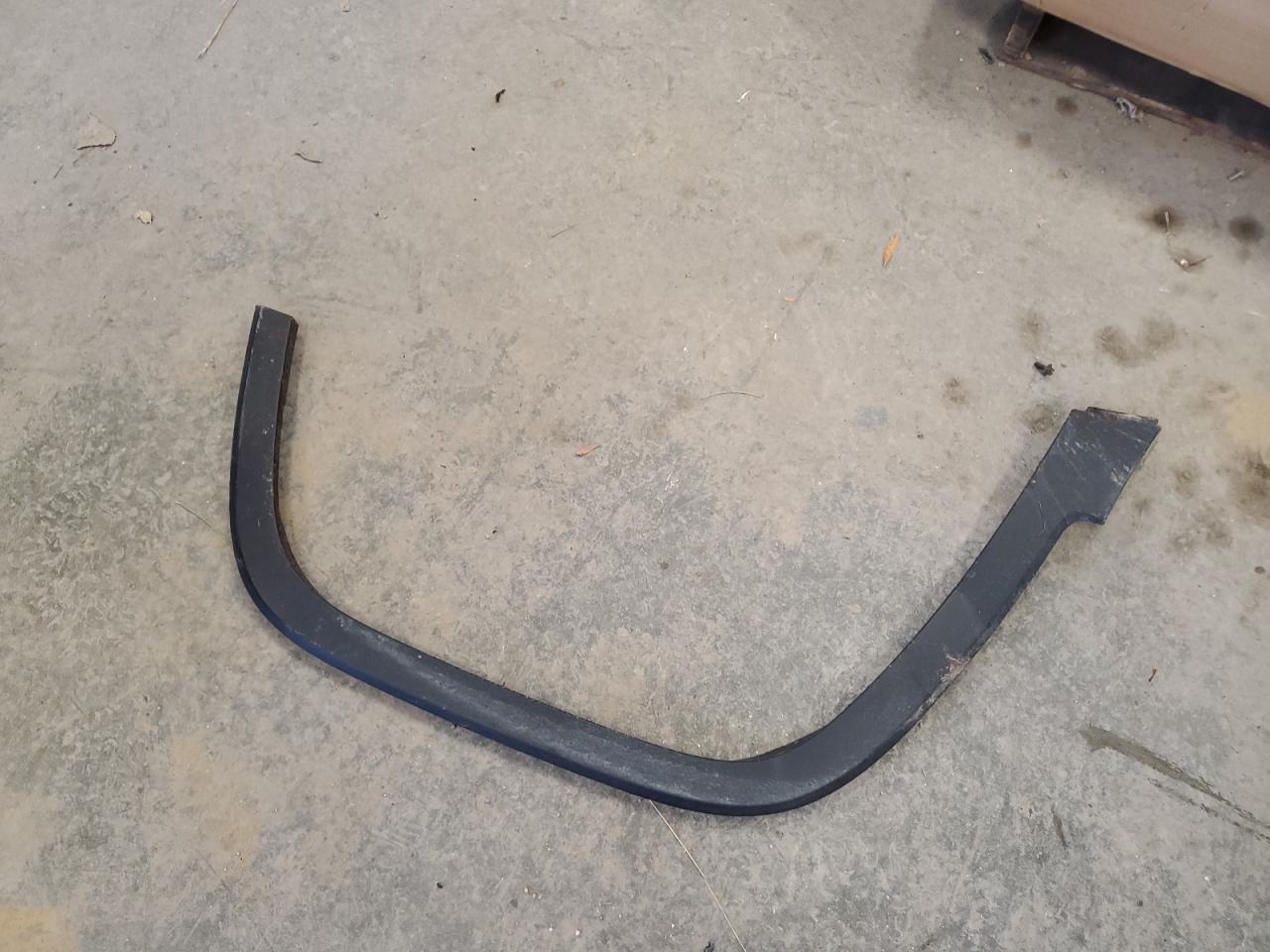 2015 Jeep Cherokee Latitude VIN: 1C4PJMCS8FW635845 Lot: 92516405