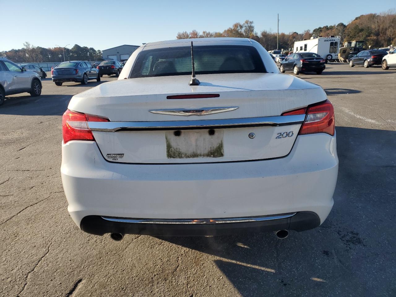 2011 Chrysler 200 Limited VIN: 1C3BC7EG7BN530135 Lot: 91170535