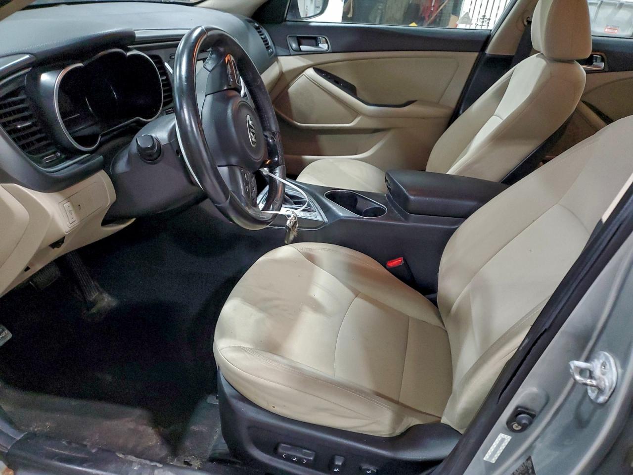 2014 Kia Optima Hybrid VIN: KNAGM4AD6E5075661 Lot: 94282475