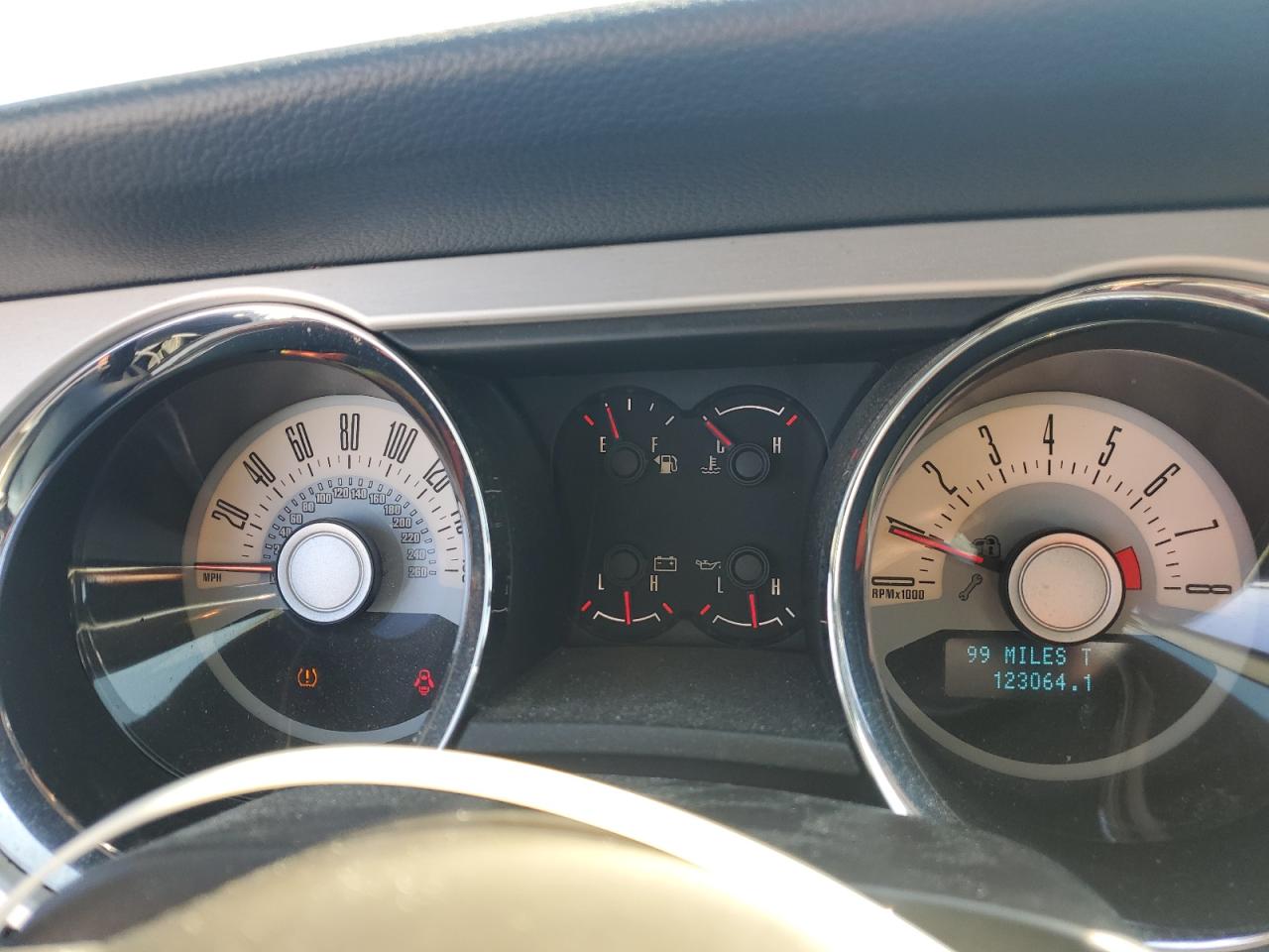 2011 Ford Mustang VIN: 1ZVBP8AM4B5139605 Lot: 93210495