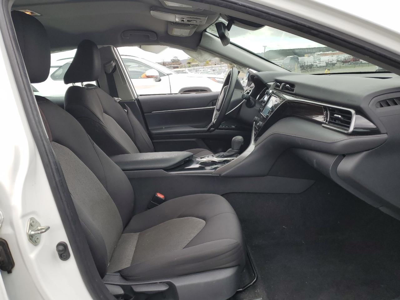 2020 Toyota Camry Le VIN: 4T1L31AK5LU545503 Lot: 93384775