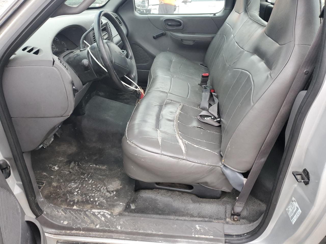 2001 Ford F150 VIN: 1FTZF17261KF48674 Lot: 93292575