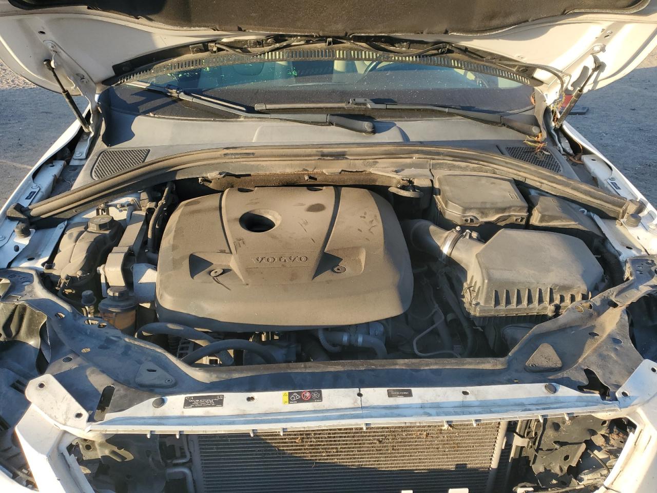 2016 Volvo Xc60 T5 Premier VIN: YV440MDK7G2911653 Lot: 92606125