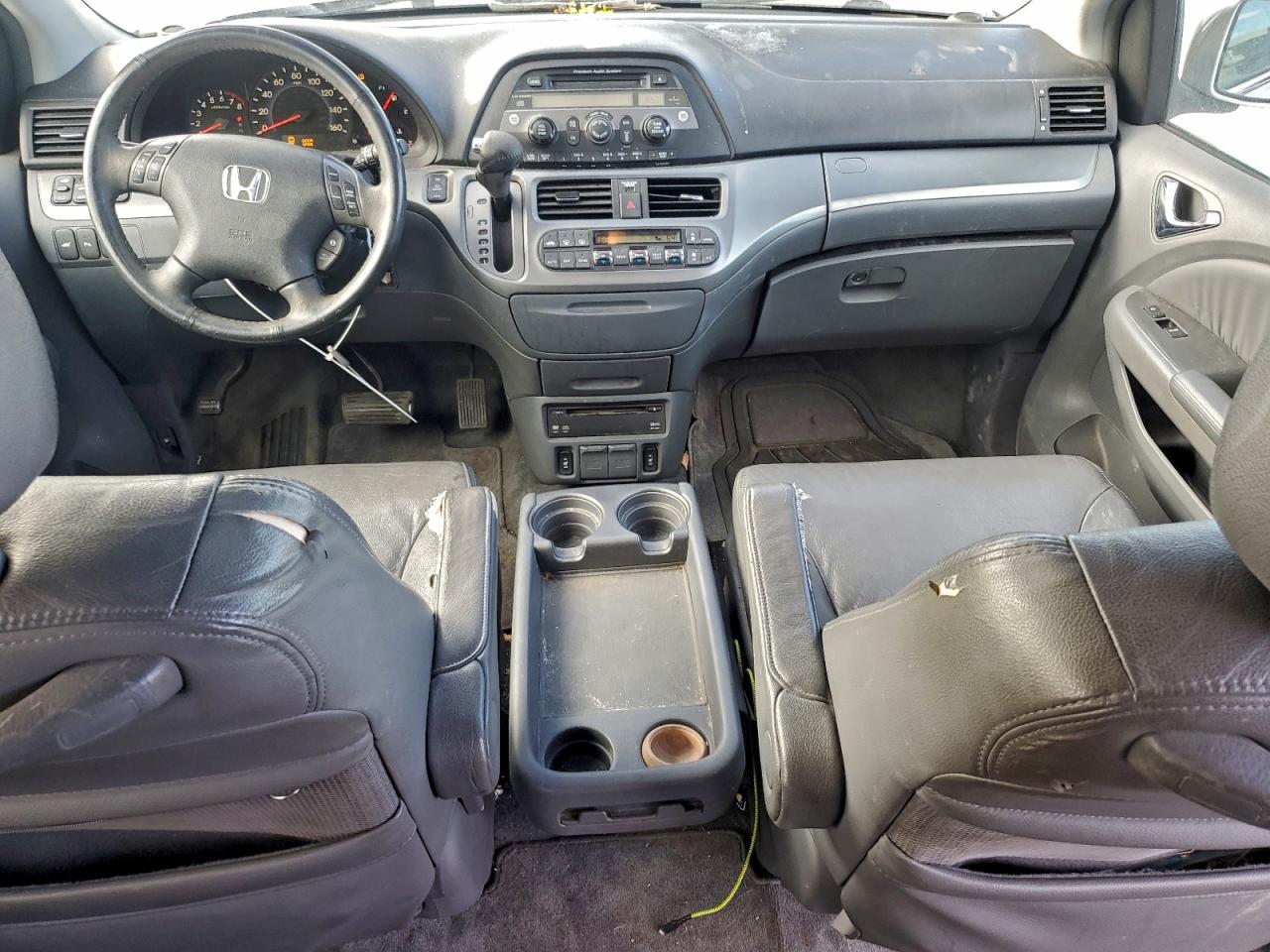 2006 Honda Odyssey Touring VIN: 5FNRL38816B104808 Lot: 93982525