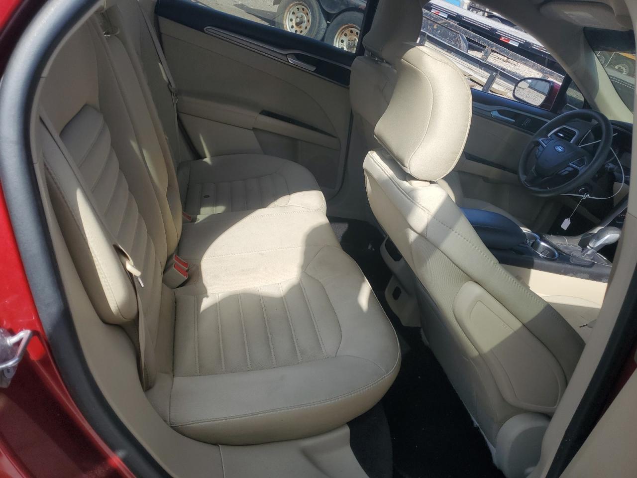 2015 Ford Fusion Se VIN: 1FA6P0H76F5120796 Lot: 92984645