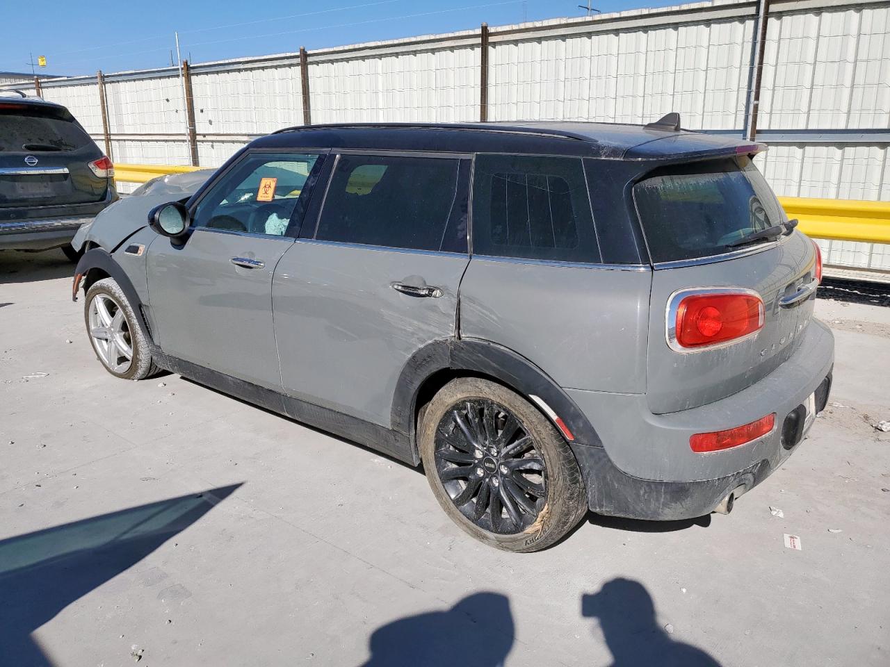 2016 Mini Cooper Clubman VIN: WMWLN5C53G2E31529 Lot: 92296925