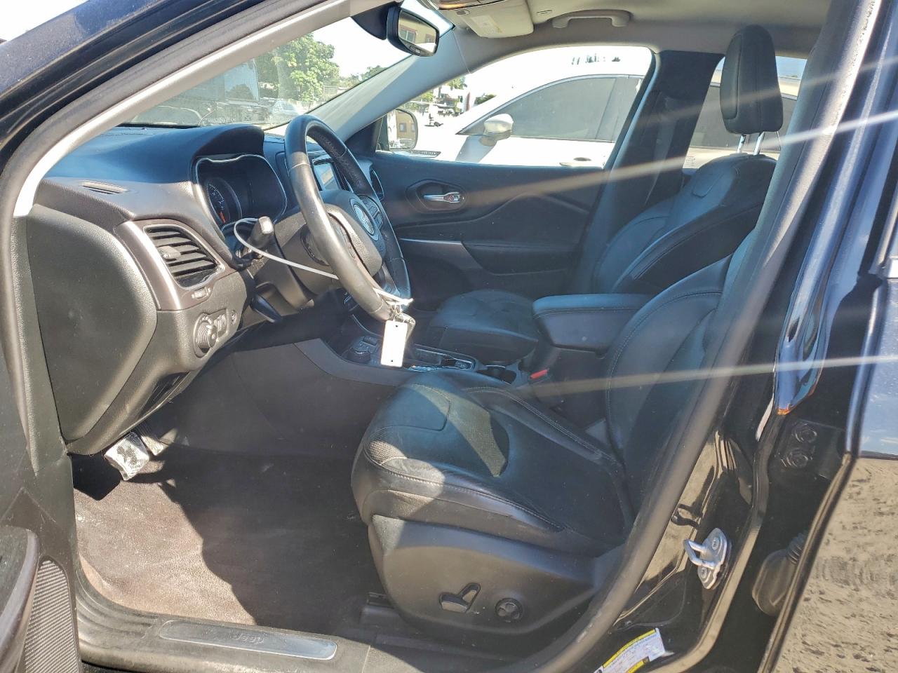 2019 Jeep Cherokee Limited VIN: 1C4PJMDX2KD185545 Lot: 93649325