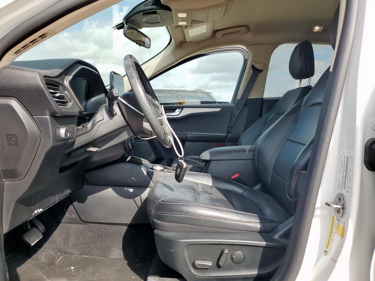 2020 Ford Escape Sel VIN: 1FMCU0H65LUA31909 Lot: 92802685