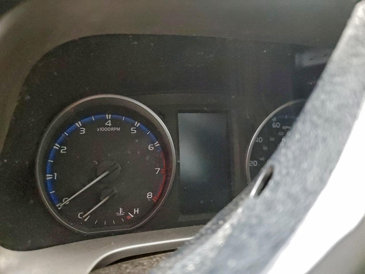 2017 Toyota Rav4 Le VIN: JTMZFREV2HJ703300 Lot: 93673945