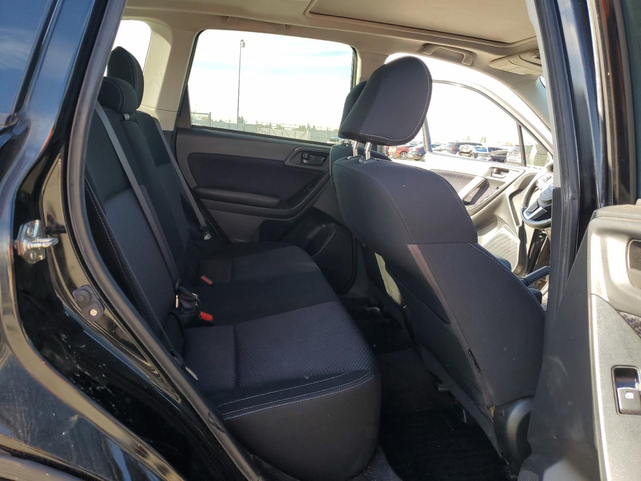 2017 Subaru Forester 2.5I Premium VIN: JF2SJAGC3HH593556 Lot: 92225985