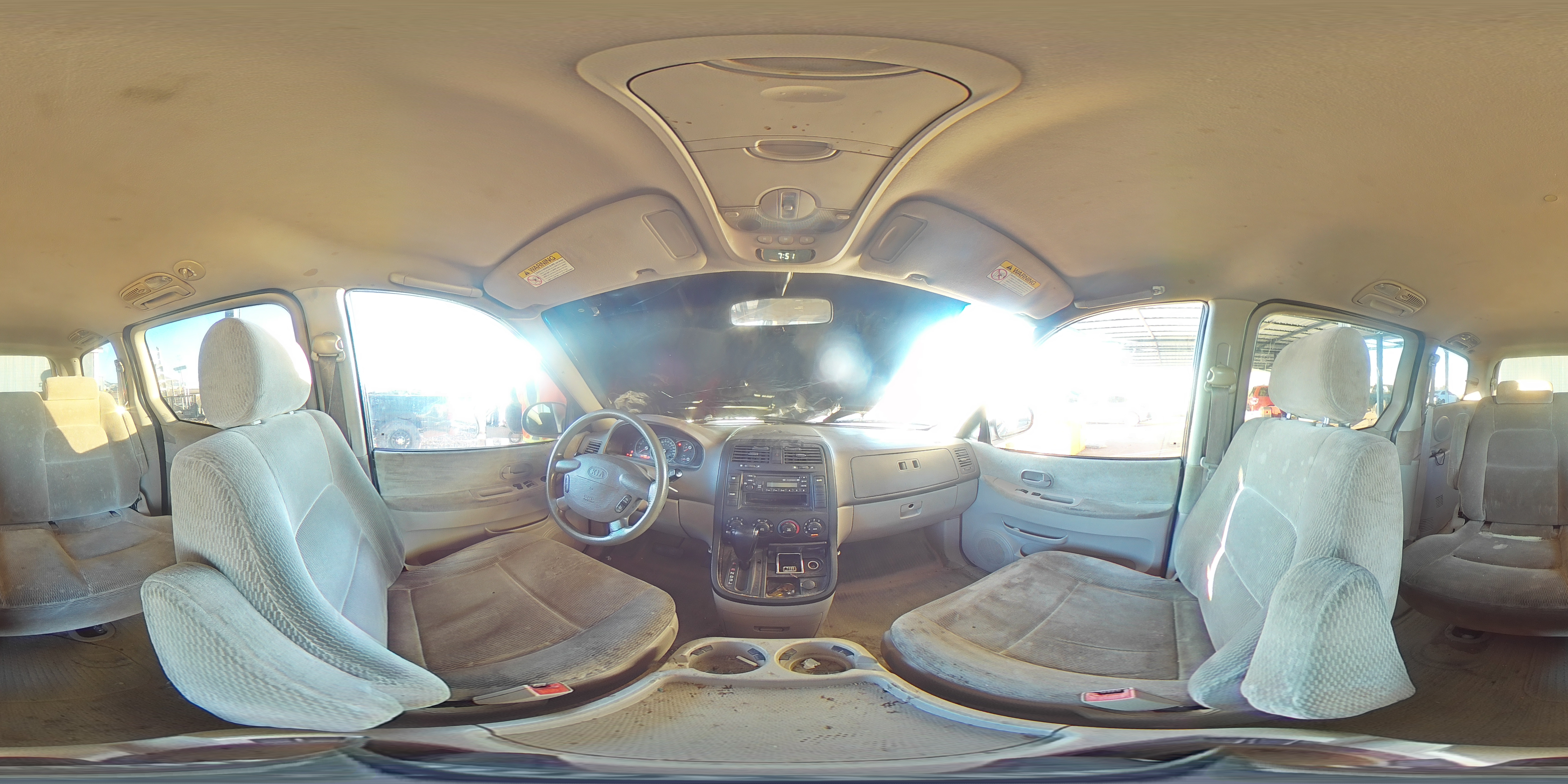 2004 Kia Sedona Ex VIN: KNDUP131646597732 Lot: 94150615